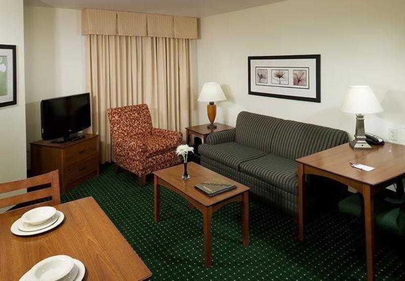 Residence Inn Manassas Battlefield Park Номер фото